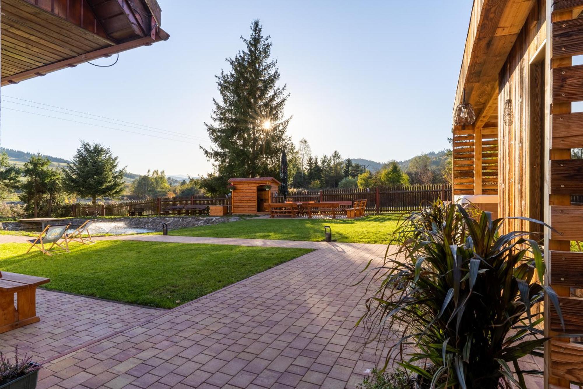 Base Camp Pieniny Hotel Niedzica Exterior photo